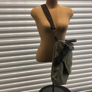 Army olive green shoulder bag.